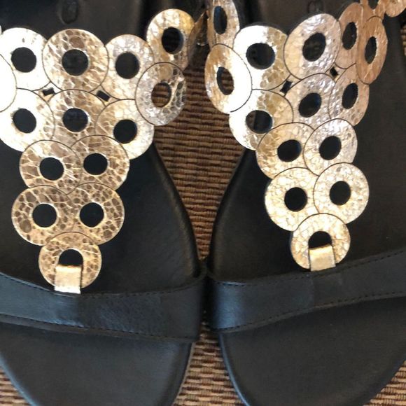 Tamaris Black Leather Bronze Circles Sandals - Picture 2 of 6